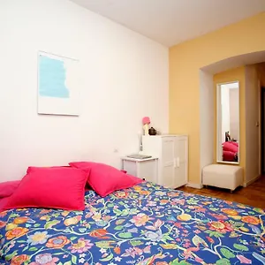 piso-centrico-con-patio.bilbaohotelsspain.com/